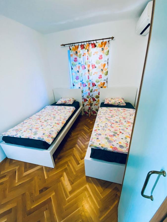 פורת Apartments Matthew & Oscar מראה חיצוני תמונה