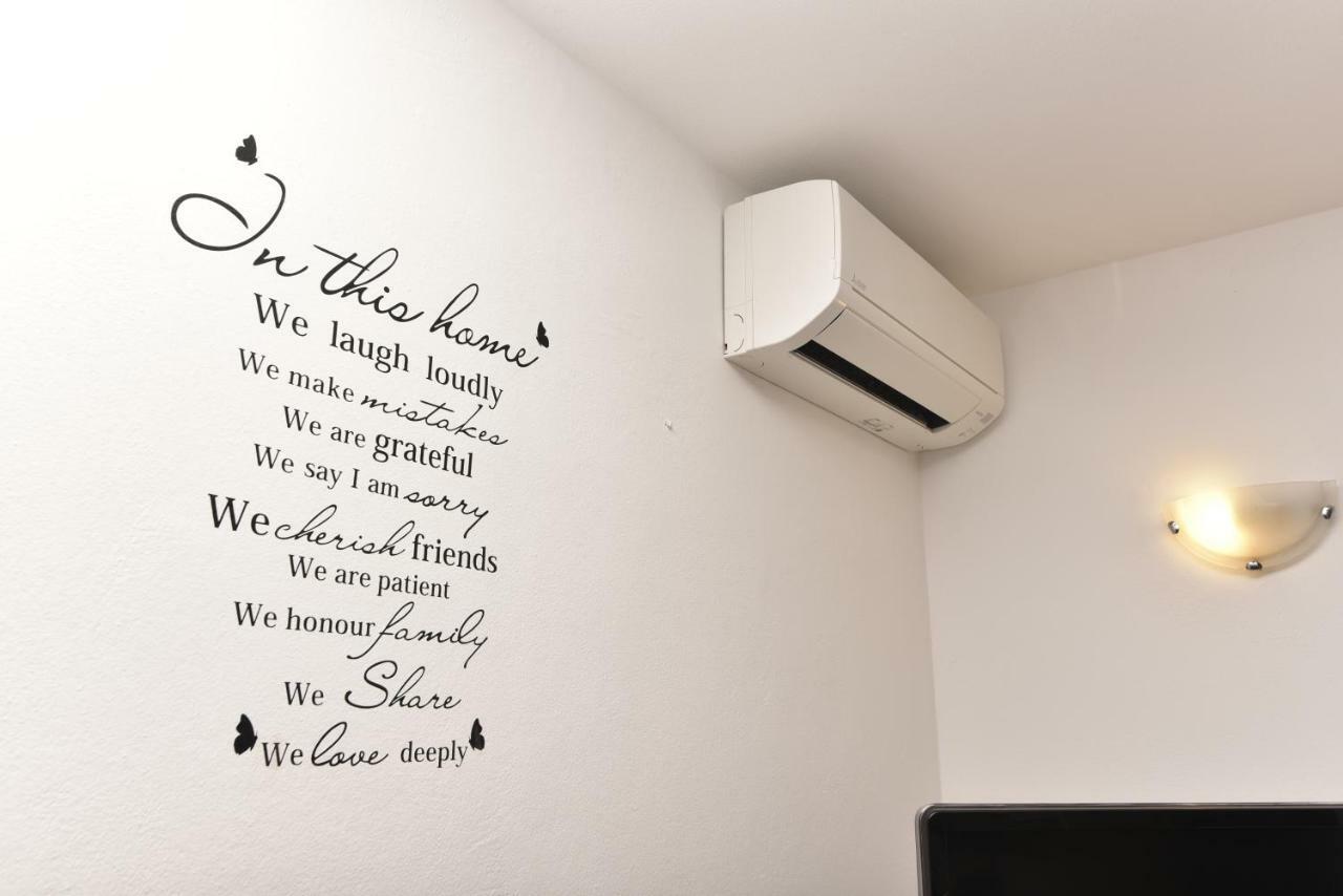 פורת Apartments Matthew & Oscar מראה חיצוני תמונה